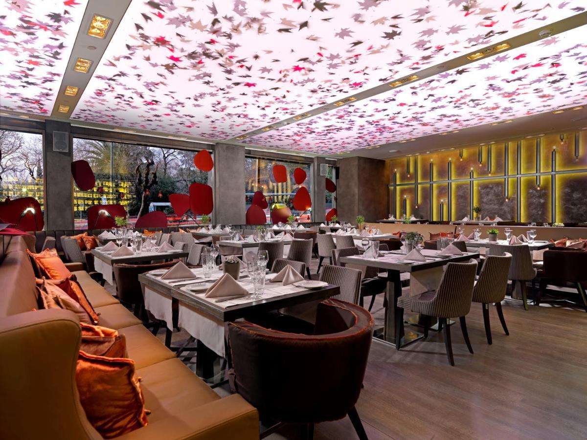 ラディソン ブルー パーク ホテル アテネ（旧パーク ホテル アテネ） エクステリア 写真 Interior of the restaurant