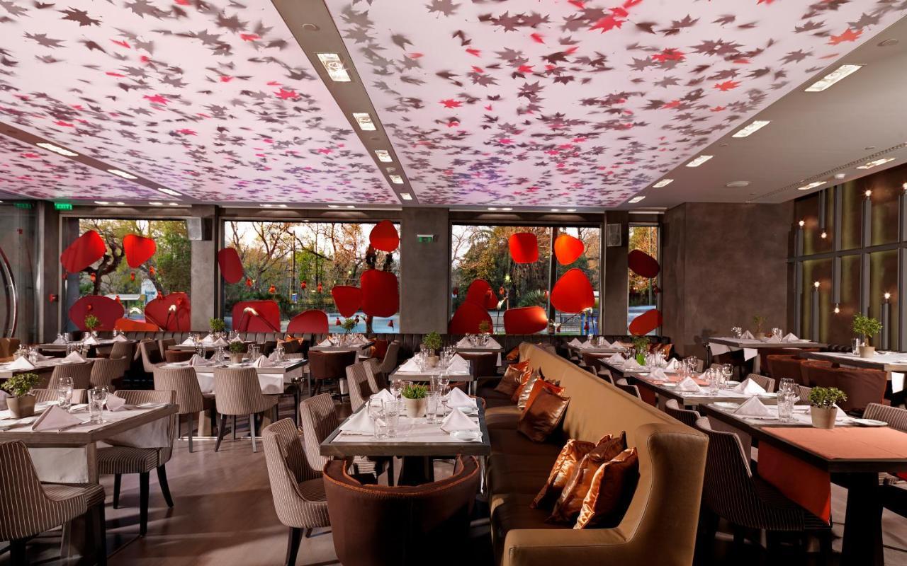 ラディソン ブルー パーク ホテル アテネ（旧パーク ホテル アテネ） エクステリア 写真 The restaurant